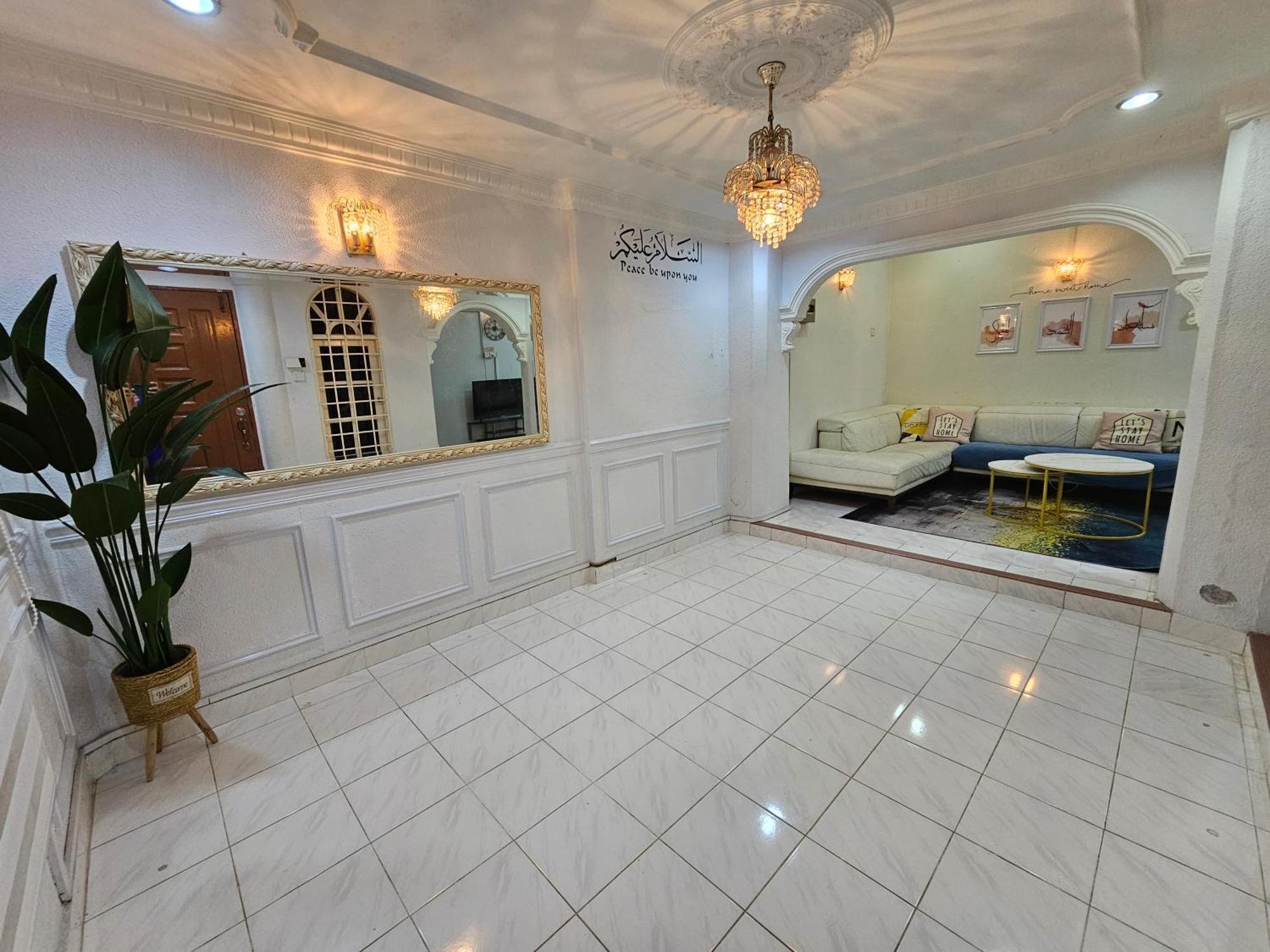 Ruhani Homestay 3 Kb - 4 Bedroom Fully Airconditioned With Wifi & Netflix Kota Bharu Exteriör bild