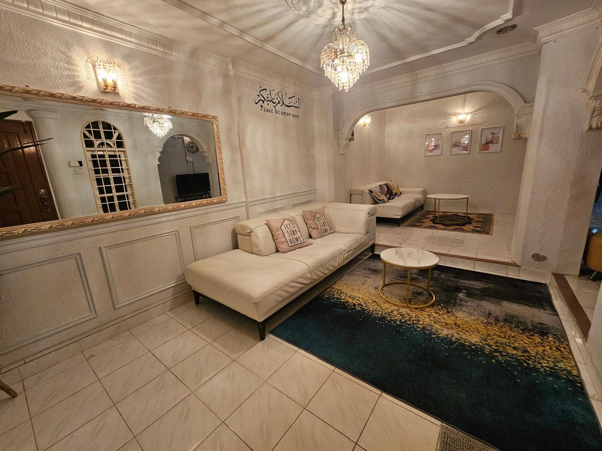 Ruhani Homestay 3 Kb - 4 Bedroom Fully Airconditioned With Wifi & Netflix Kota Bharu Exteriör bild